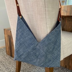 Crossbody purse